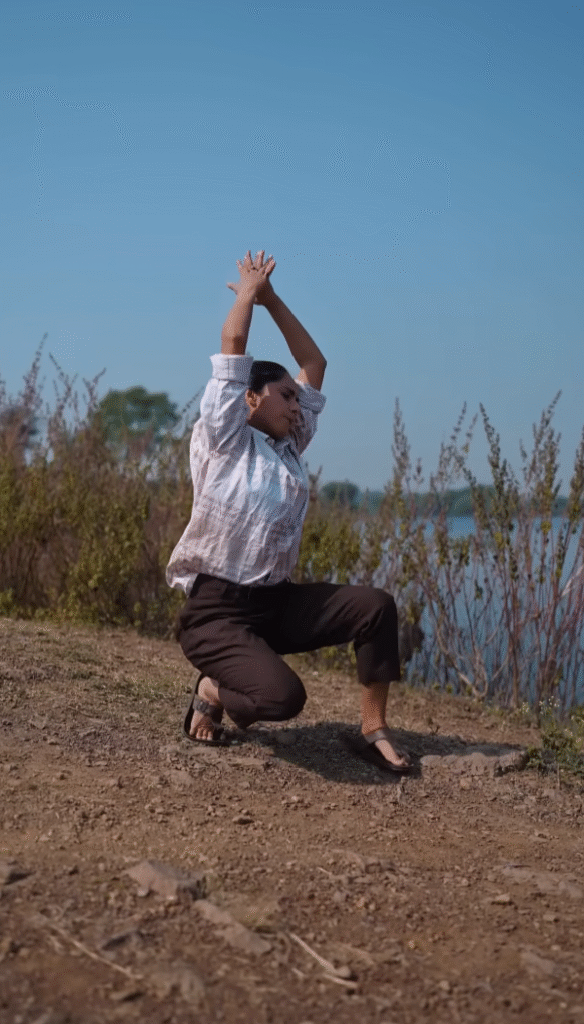 Who is Keshavi Chhetri, How her Latest Dance moves on Youtube Song "Chikri Chikri" Performs 10 Her Connection With The Audience