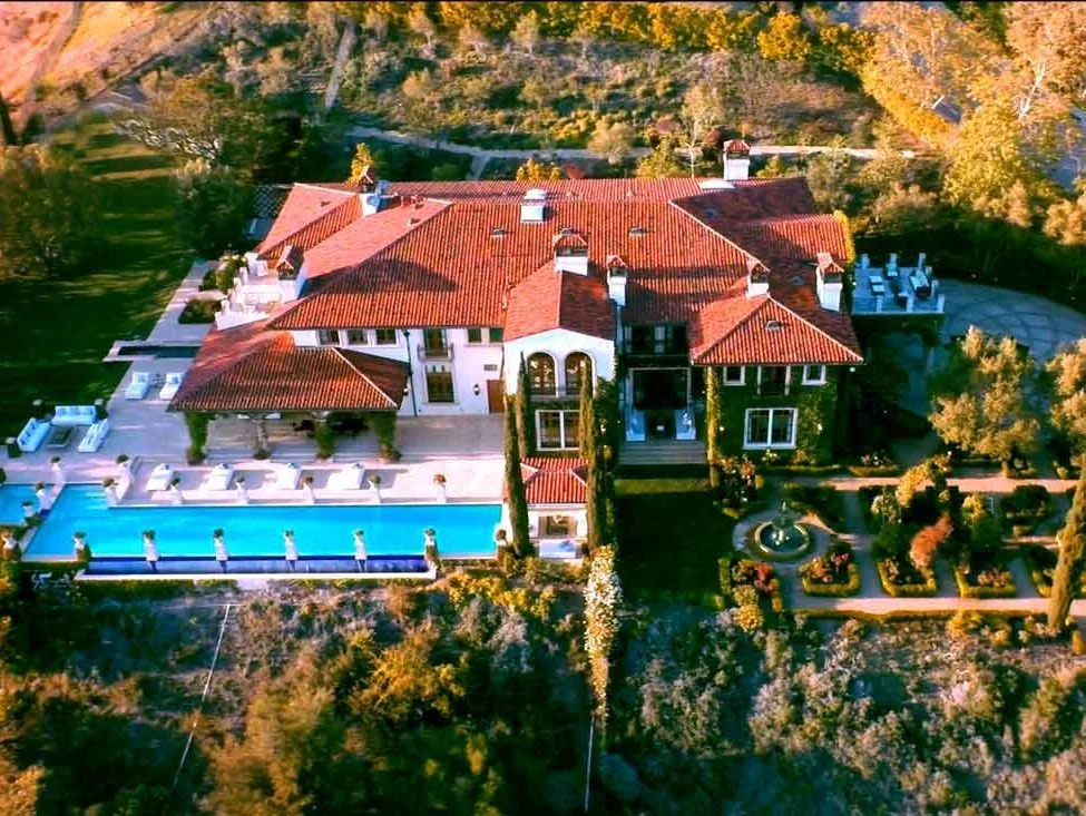 Heidi Klum & Seal’s Historic Mansion