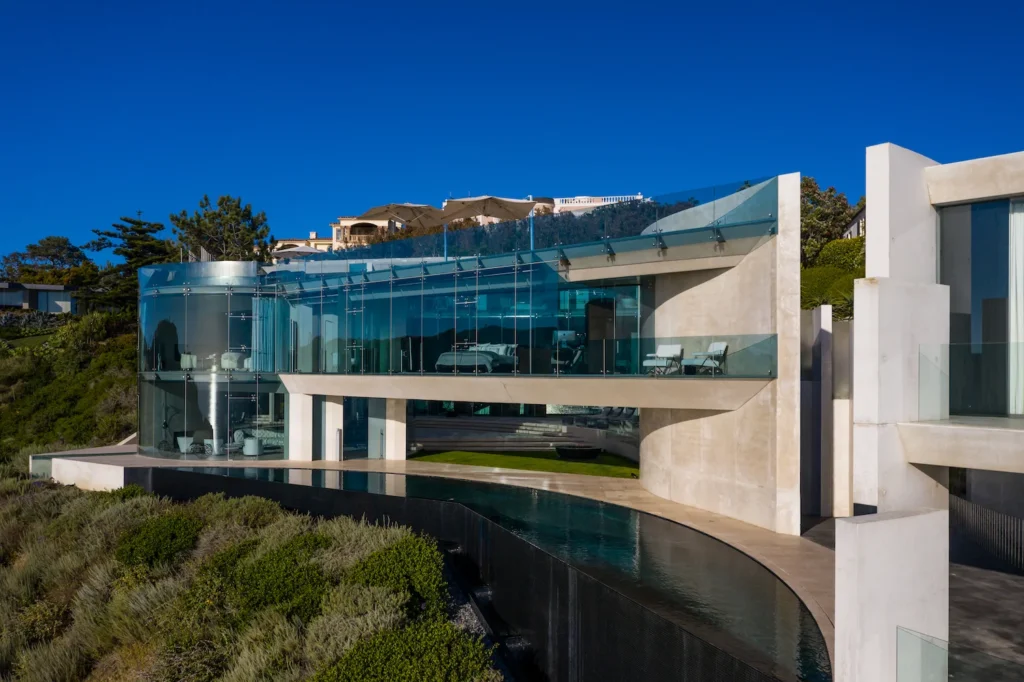 8. Alicia Keys & Swizz Beatz’ Razor House